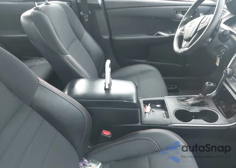 2017 Toyota Camry Se z USA, uszkodzony, nr VIN 4T1BF1FKXHU765478